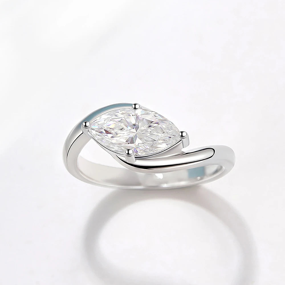 Marquise Cut Moissanite Ring – Timeless Elegance and Brilliance