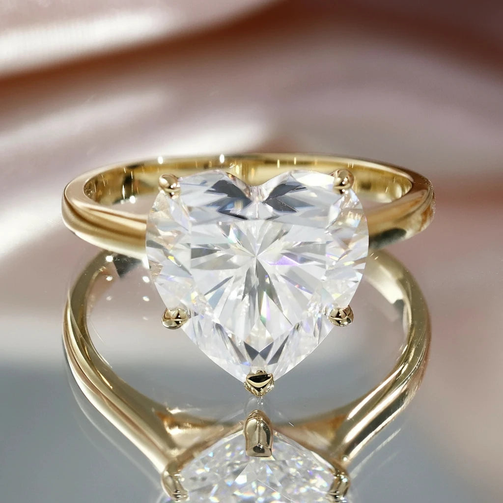 Bague en Moissanite Taille Cœur – Éclat d’Amour et Élégance Éternelle
