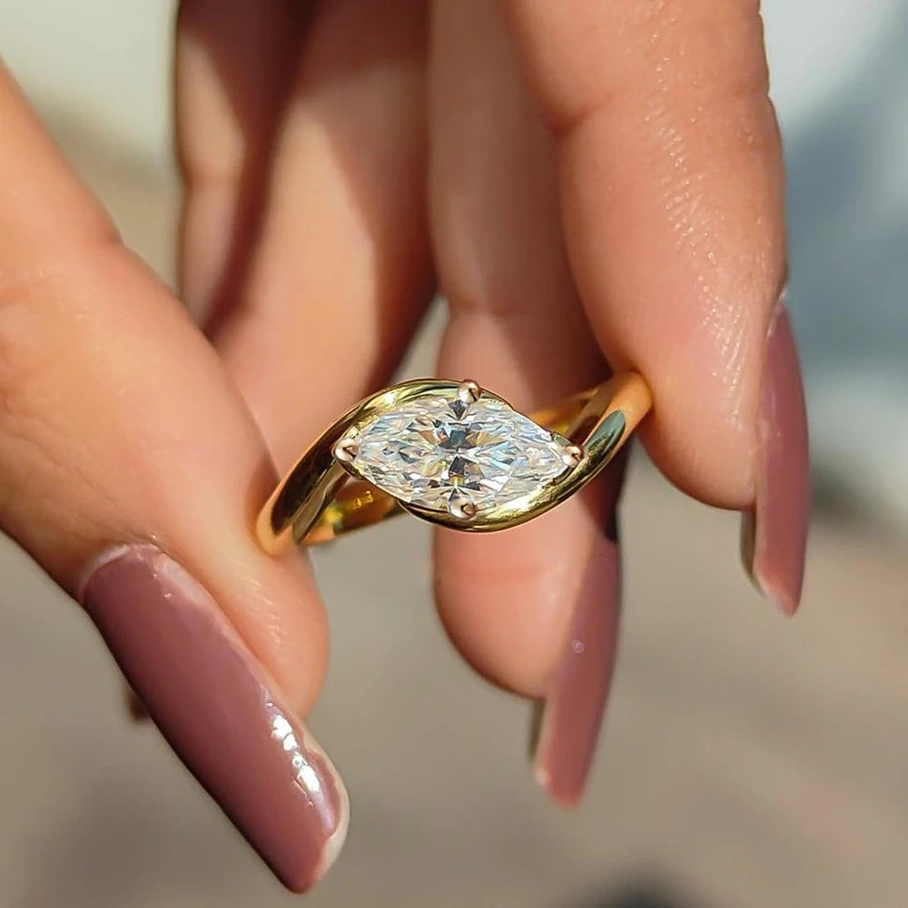 Bague en Moissanite Taille Marquise – Élégance et Éclat Intemporel