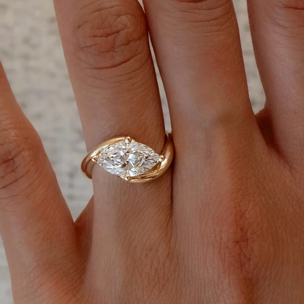 Bague en Moissanite Taille Marquise – Élégance et Éclat Intemporel